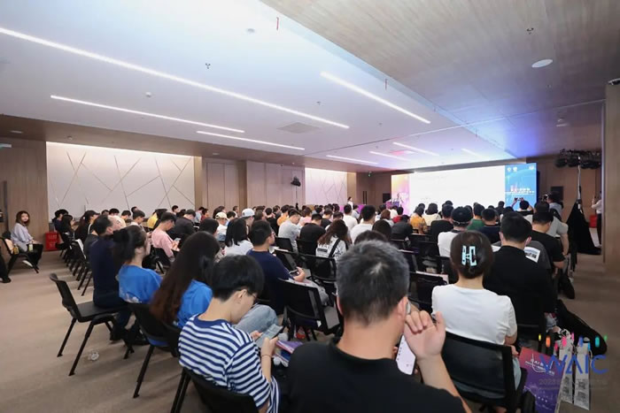 “新AI，新制造”2023 AI+制造產(chǎn)業(yè)論壇成功舉辦！2.jpg