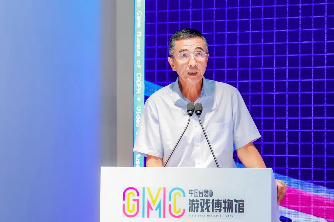中國(guó)音像與數(shù)字出版協(xié)會(huì)第一副理事長(zhǎng)、游戲工委主任委員 張毅君_副本.jpg