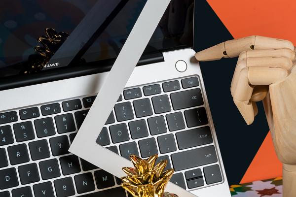 輕薄本成PC市場增長新引擎，華為MateBook 13筆記本實力領銜！