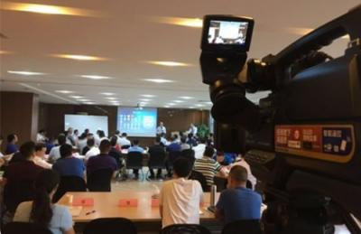 云開科技：《這塊屏幕可能會改變命運》，也能改變企業(yè)培訓(xùn)！