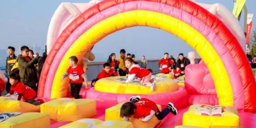 2018小馬星球親子迷你馬拉松第二季圓滿收官，杭州近千組家庭用愛溫暖冬日
