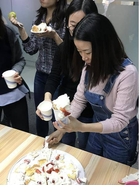 感恩有你，數(shù)據(jù)堂員工生日會(huì)紀(jì)實(shí)