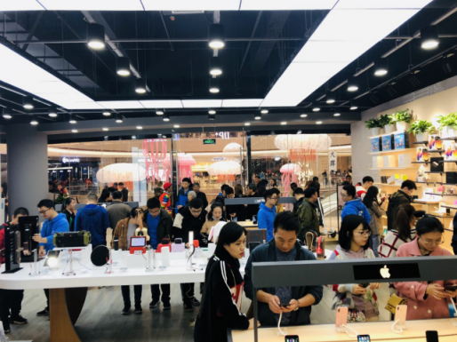D.Phone UP+ ，迪信通探索新零售的有力武器