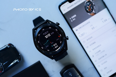 新年禮物良心好貨！ 最走心的禮物當(dāng)屬HUAWEI WATCH GT和華為手環(huán)B5