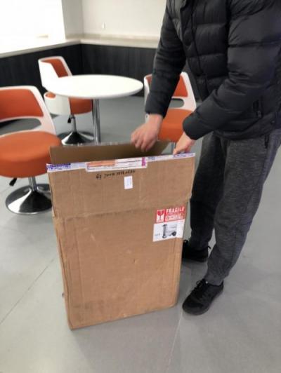 賣到斷貨的黑科技智能騎行旅行箱終于入手了！