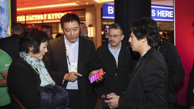 CES 2019最擁擠的展位：體驗聯(lián)想手機需提前排隊