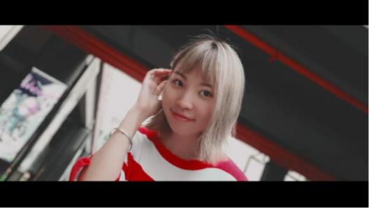實(shí)測(cè)美圖V7“黑科技”AI前置美顏解決暗光拍攝難題