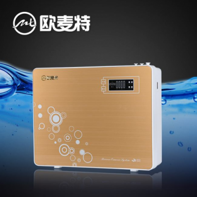 超濾機(jī)和純水機(jī)選哪個(gè) 買廚房?jī)羲魇裁磁谱雍?/></p><p>廚房?jī)羲魇裁磁谱雍?三、歐麥特</p><p>歐麥特1993年成立,開(kāi)啟中國(guó)凈水行業(yè)的新時(shí)代,從核心材料和零部件進(jìn)口,到核心材料研發(fā)生產(chǎn),推動(dòng)中國(guó)凈水行業(yè)飛速發(fā)展的同時(shí),也開(kāi)始進(jìn)軍歐洲市場(chǎng),成為世界級(jí)凈水器品牌。</p><p align=