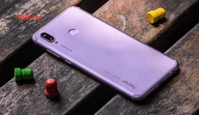 過(guò)年換機(jī) 看完聯(lián)想Z5s、榮耀 Play、vivo Z3對(duì)比就知道買(mǎi)哪款了