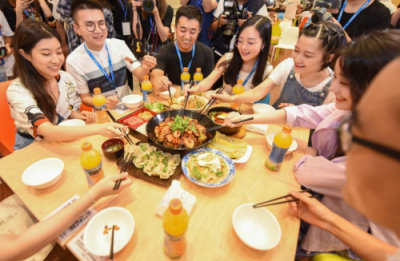 寵員工、做公益……原來(lái)你是這樣的蘇寧！