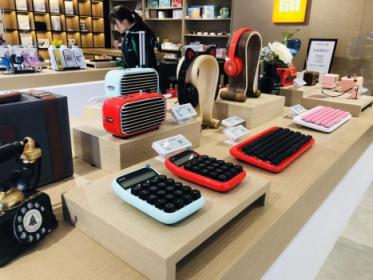 新零售業(yè)態(tài)嶄露頭角 迪信通向智能生活服務商轉型