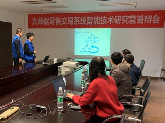 載行囊而來(lái)，滿載而歸