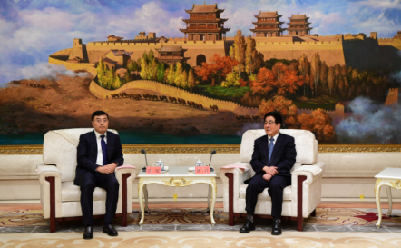 潘剛會晤甘肅省多位領導 共商智慧“乳業(yè)絲路”建設大計