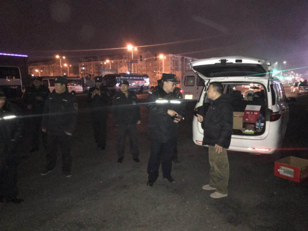 歲月靜好的背后是這群人在負重前行，100位“三公里燈塔”人物新鮮出爐