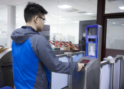 光鑒科技攜手易程電子，票證閘機迎來3D識別新體驗