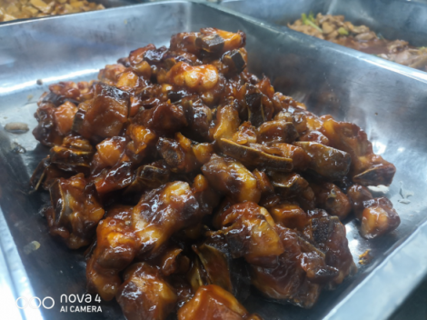 “硬核”的高校食堂，竟然也做著低卡的學(xué)生餐？