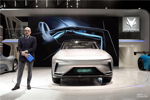 ARCFOX三款車(chē)型全球首發(fā)，開(kāi)啟引領(lǐng)新能源汽車(chē)2.0時(shí)代征程