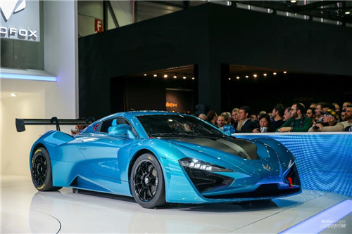ARCFOX三款車(chē)型全球首發(fā)，開(kāi)啟引領(lǐng)新能源汽車(chē)2.0時(shí)代征程