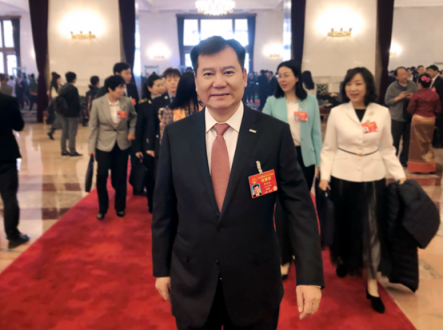 拼基地、拼品牌、煥新節(jié)……蘇寧拼購(gòu)產(chǎn)業(yè)互聯(lián)格局已悄然成型