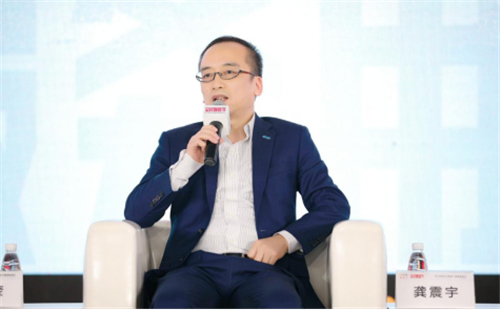 蘇寧第二大王牌花落誰(shuí)家？?jī)纱蠹瘓F(tuán)全民煥新節(jié)針?shù)h相對(duì)