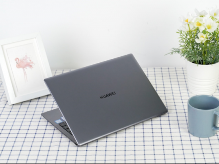 新款HUAWEI MateBook X Pro智慧升級，專業(yè)性能更高效