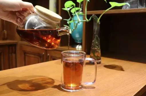 快節(jié)奏里，享受精致慢生活，從一杯醇粹糯米香普洱茶珍開始