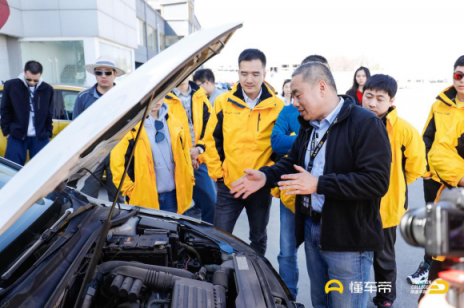 帝造學(xué)院第二期開課，《頭文字D》原型土屋圭市現(xiàn)身“說”漂移