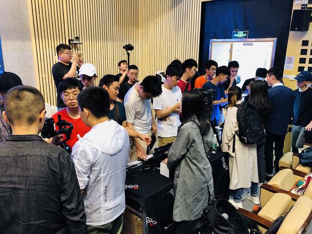 全程高能，魔爪影像學(xué)院公開課下期將會去哪？