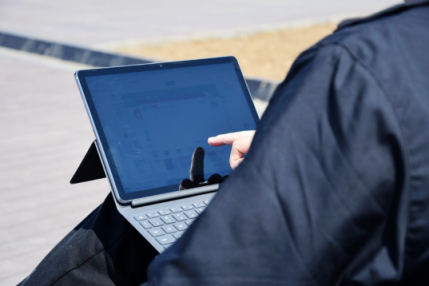 華為發(fā)布全新HUAWEI Matebook E，4G LTE全時(shí)連接，隨心隨性