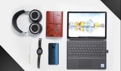 是誰拯救了需要在交通工具上辦公的你？是全新HUAWEI MateBook E