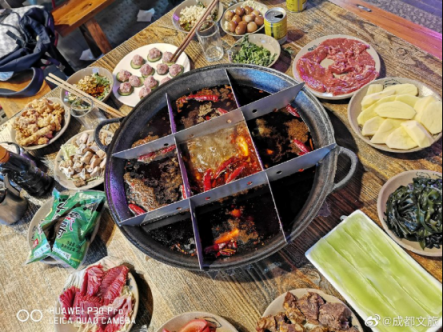 華為P30系列未來(lái)影像之下 遇見(jiàn)成都夜的美