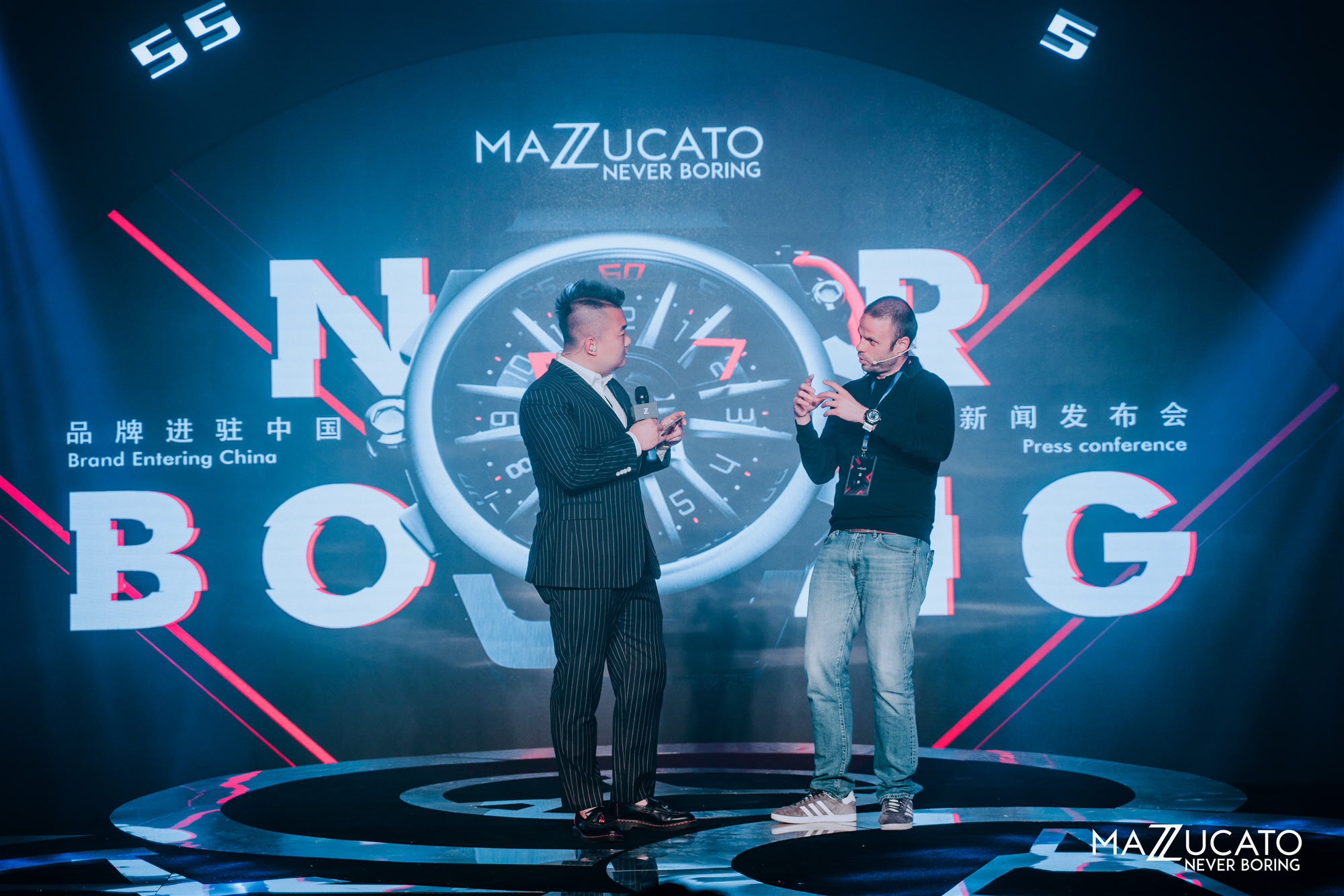 個性腕表C位之選，MAZZUCATO雙面反轉(zhuǎn)腕表