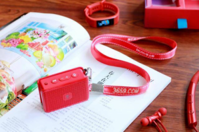 BET365 Handheld Listening，智能掌上聽還原經(jīng)典MP4！