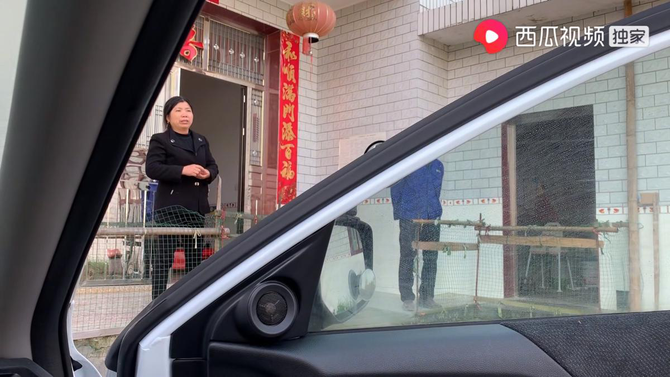 深漂夫妻在西瓜視頻用vlog記錄生活小確幸，網(wǎng)友：又甜又虐