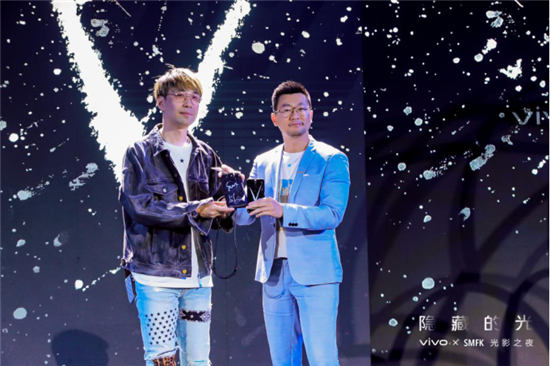 跨界CP又出新組合 vivo x SMFK 不做手機(jī)帽子做限量款？
