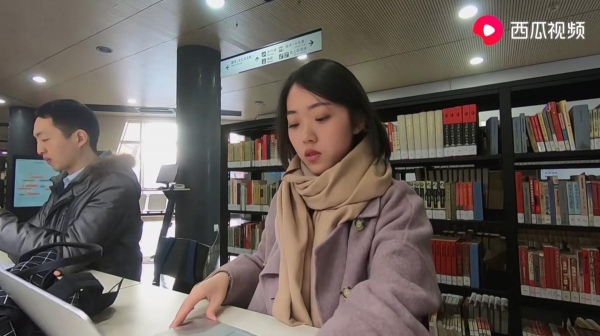 讀書、游學(xué)、拍vlog，清華女同學(xué)走紅西瓜視頻，活出青春最美模樣