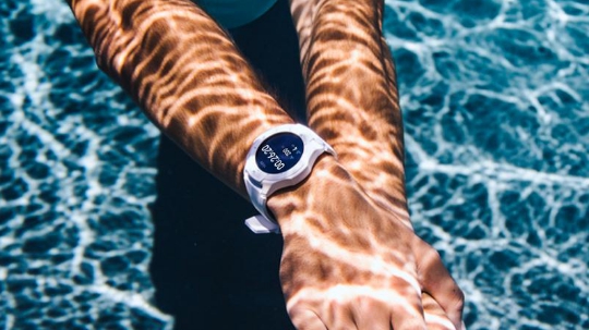 出門問(wèn)問(wèn)軍標(biāo)級(jí)運(yùn)動(dòng)智能手表TicWatch S2和E2破冰上市 售價(jià)999元