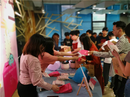 “愛(ài)之投遞驛站”,益玩游戲在母親節(jié)玩出新花樣
