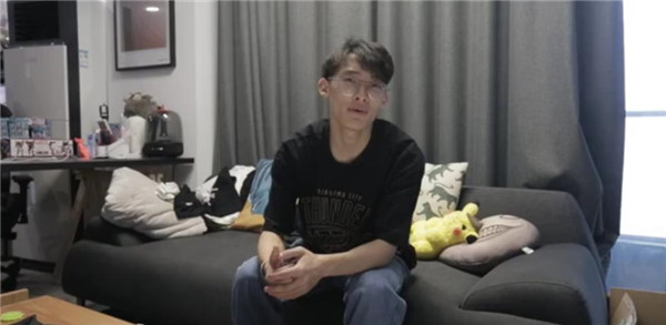 95后男孩臥室遭曝光，一平30萬房間讓人震驚！