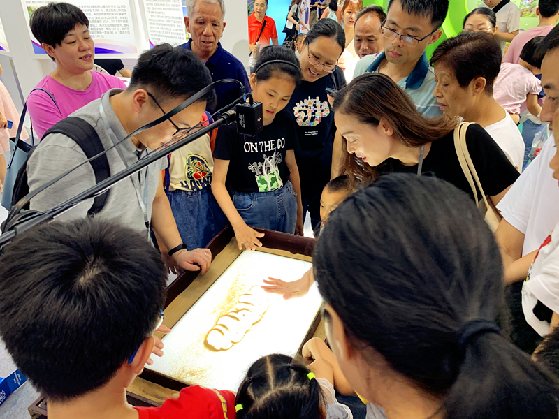 再度亮相文博會，艾比森助力龍崗區(qū)展現(xiàn)文化自信