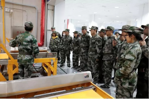 同仁堂健康軍訓(xùn)：肩負(fù)使命，協(xié)力共筑輝煌