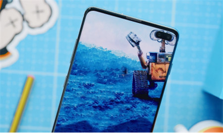 遇見換機(jī)好時(shí)機(jī) 輕松解鎖三星Galaxy S10“超感官全視屏”