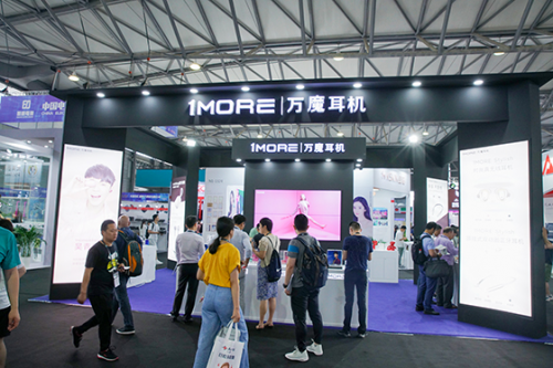 CES Asia 2019，1MORE展現(xiàn)高音質(zhì)與顏值兼?zhèn)涞臅r(shí)尚真無(wú)線藍(lán)牙耳機(jī)