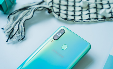 拍照技術不過關？三星Galaxy A60來挽救你的畢業(yè)之旅