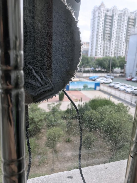 如何挑選一款好的擦窗機器人 赫特變頻擦窗機用戶實用測評