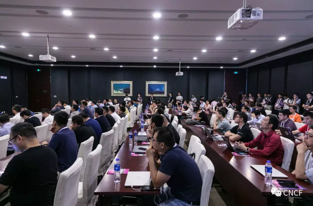 KubeCon + CloudNativeCon + Open Source Summit 2019大會第二天看點不斷!