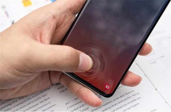 三星Galaxy S10系列新配色煙波藍活力登場，購機還有多重好禮