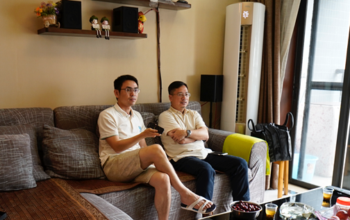 龍馬客棧：如何自建IMAX家庭影院？