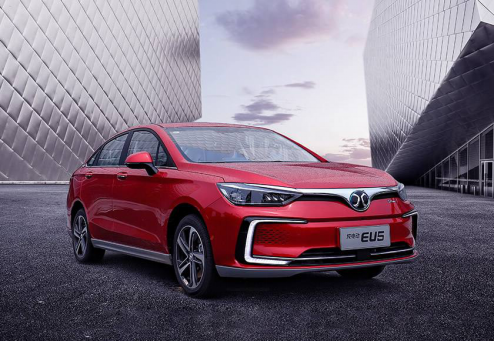北汽新能源6月銷(xiāo)量超2.6萬(wàn)，接近亞季軍之和