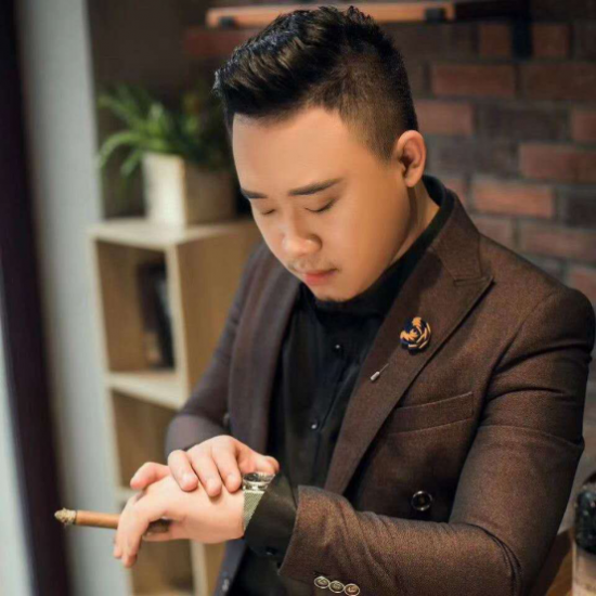 微贏集團(tuán)康詠鏵：一個(gè)成功的創(chuàng)業(yè)者一定是一個(gè)成功的營(yíng)銷(xiāo)專(zhuān)家！